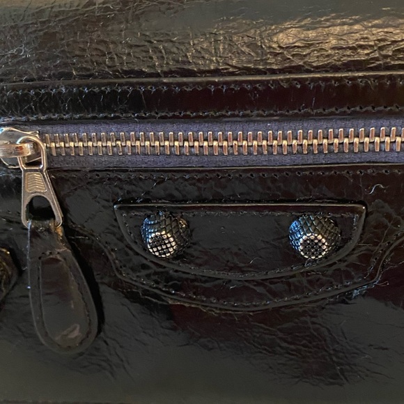 Balenciaga Black Leather Wallet, with generic silver chain included - Picture 6 of 16